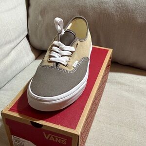 Vans Men's Sneakers - Brown and Cream